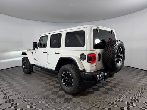 Used 2024 Jeep Wrangler Unlimited Rubicon 4xe AWD/4WD image 9
