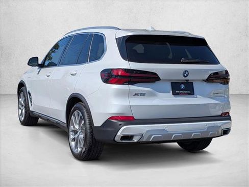 New 2026 BMW X5 xDrive50e w/ Executive Package image 8