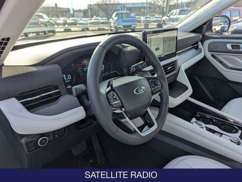 Certified 2026 Ford Explorer Platinum w/ LUX Leather Package AWD/4WD image 8
