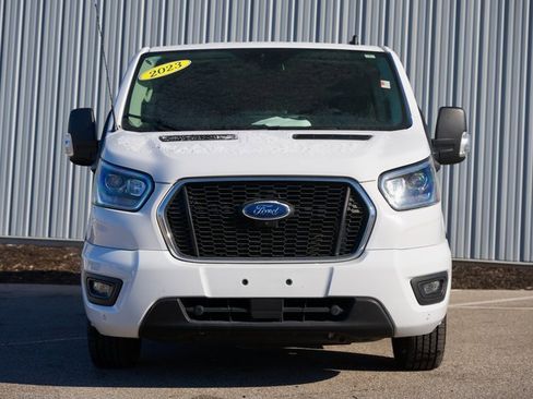 Used 2023 Ford Transit 350 XLT image 3