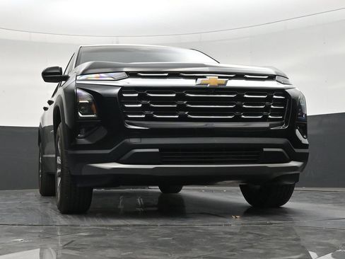 Used 2025 Chevrolet Equinox LT w/ Safety and Technology Package FWD image 26