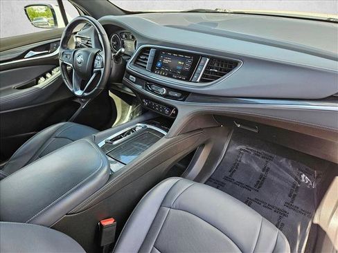 Used 2024 Buick Enclave Essence FWD image 27