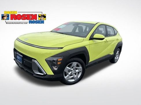 Certified 2025 Hyundai Kona SE image 1