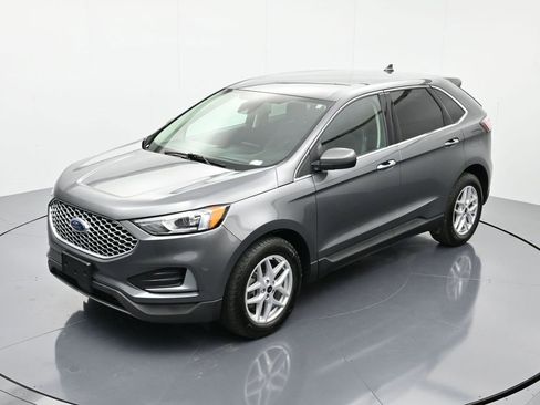 Used 2024 Ford Edge SEL image 39