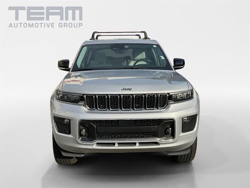 Used 2022 Jeep Grand Cherokee L Overland image 2