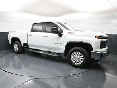 Used 2024 Chevrolet Silverado 2500 LT