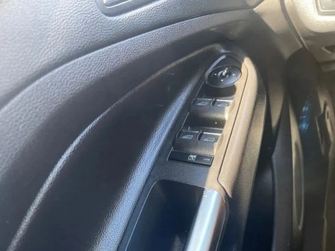 Used 2013 Ford Escape SEL FWD image 14