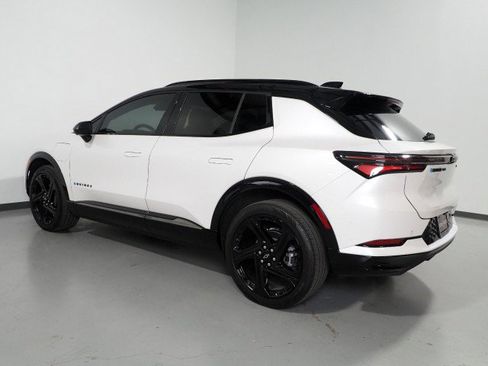 Used 2024 Chevrolet Equinox EV RS image 7