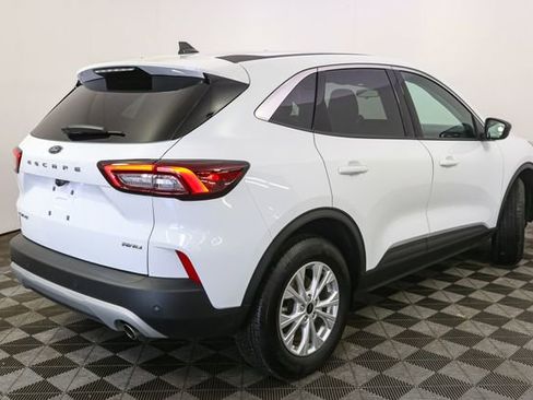 Used 2024 Ford Escape Active w/ Tech Pack #1 AWD/4WD image 13