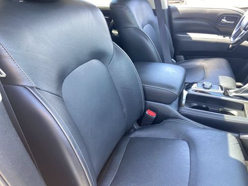 Used 2024 INFINITI QX80 Luxe AWD/4WD image 25
