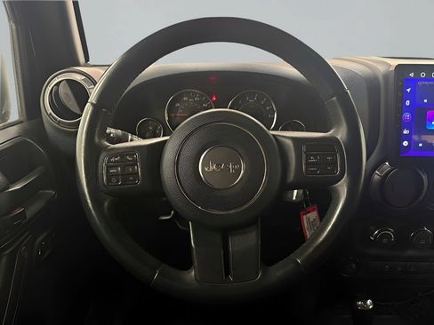 Used 2016 Jeep Wrangler Sport AWD/4WD image 17