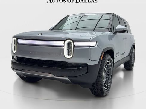 Used 2026 Rivian R1S Adventure AWD/4WD image 4