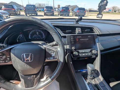 Used 2021 Honda Civic EX image 18