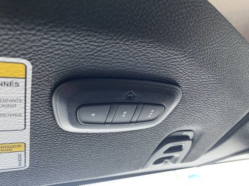 Used 2023 Jeep Wrangler Unlimited Rubicon w/ Dual Top Group image 18