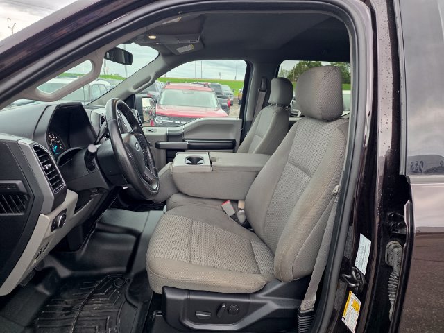 Used 2020 Ford F150 XLT w/ Equipment Group 302A Luxury AWD/4WD image 12