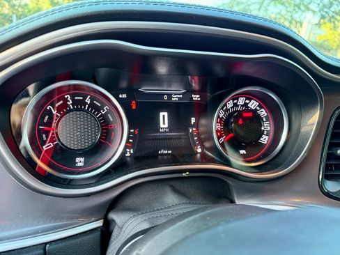 Used 2022 Dodge Challenger R/T w/ Plus Package image 25