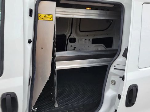 Used 2021 RAM ProMaster City Tradesman FWD image 22