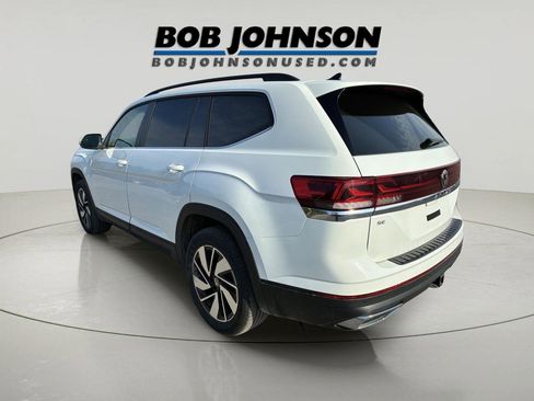 Used 2024 Volkswagen Atlas SE AWD/4WD image 5