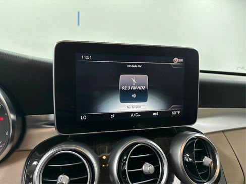 Used 2018 Mercedes-Benz C 300 4MATIC Sedan image 26