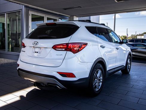 Used 2018 Hyundai Santa Fe Sport image 18