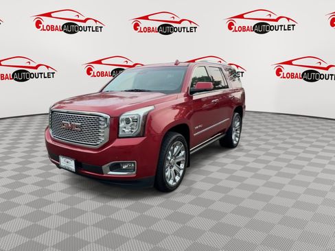 Used 2015 GMC Yukon Denali w/ Premium Package AWD/4WD image 3