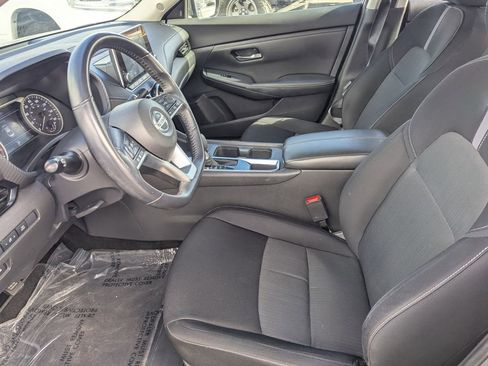 Used 2021 Nissan Sentra SV w/ Lighting Package image 25