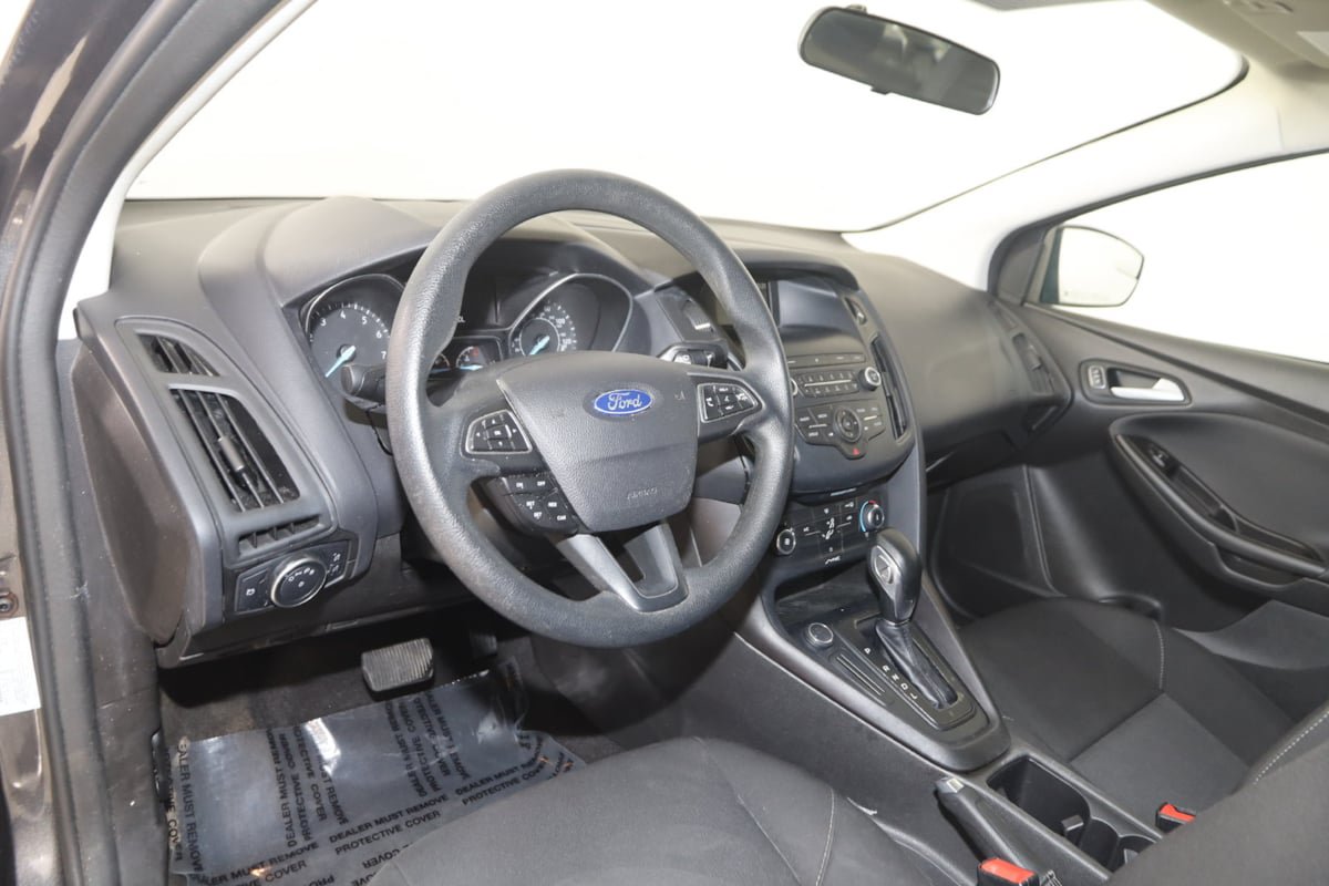 Used 2018 Ford Focus SE FWD image 19