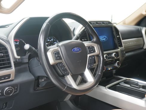 Used 2022 Ford F250 Lariat w/ Lariat Value Package AWD/4WD image 10