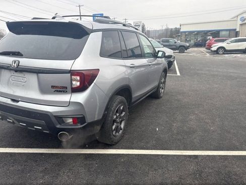 Used 2024 Honda Passport TrailSport image 8