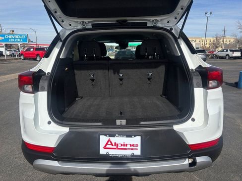 Used 2025 Chevrolet TrailBlazer LT image 16