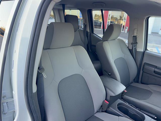 Used 2015 Nissan Xterra S w/ Value Package RWD image 12