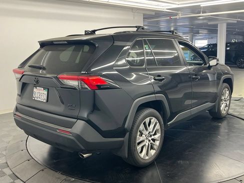 Used 2024 Toyota RAV4 XLE Premium w/ Weather Package AWD/4WD image 5