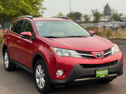 Used 2014 Toyota RAV4 Limited AWD/4WD image 7