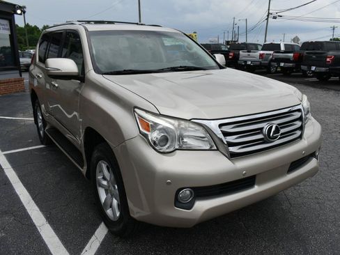 Used 2013 Lexus GX 460 w/ Comfort Plus Pkg AWD/4WD image 4