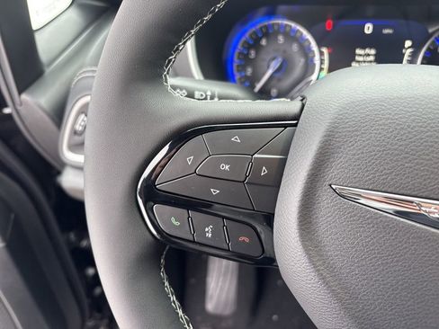 New 2026 Chrysler Pacifica Select w/ S Appearance Package image 26