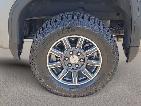 Used 2026 GMC Sierra 1500 AT4 AWD/4WD image 8