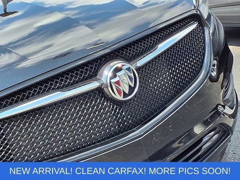 Used 2020 Buick Enclave Essence w/ Sport Touring Edition FWD image 33