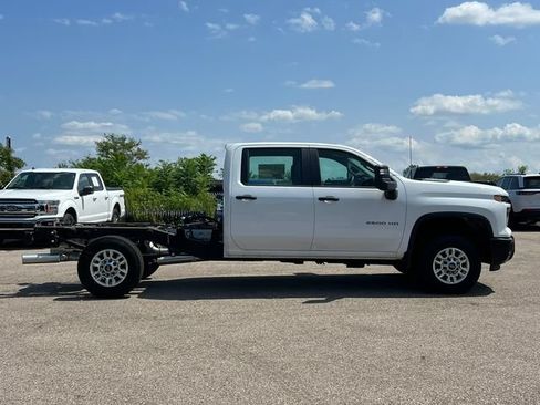 Used 2024 Chevrolet Silverado 2500 W/T w/ WT Fleet Convenience Package AWD/4WD image 35
