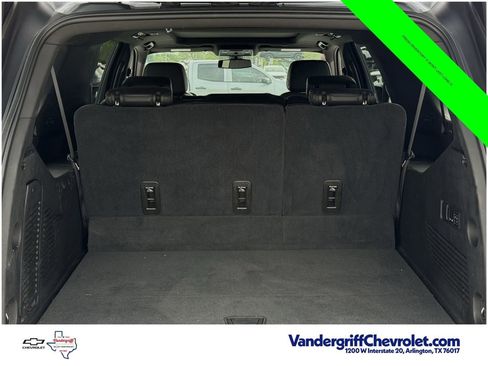 Used 2021 Chevrolet Suburban Z71 w/ Z71 Signature Package AWD/4WD image 26