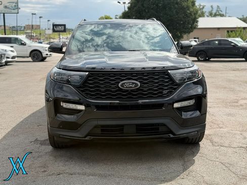 Used 2023 Ford Explorer ST w/ Equipment Group 401A AWD/4WD image 2