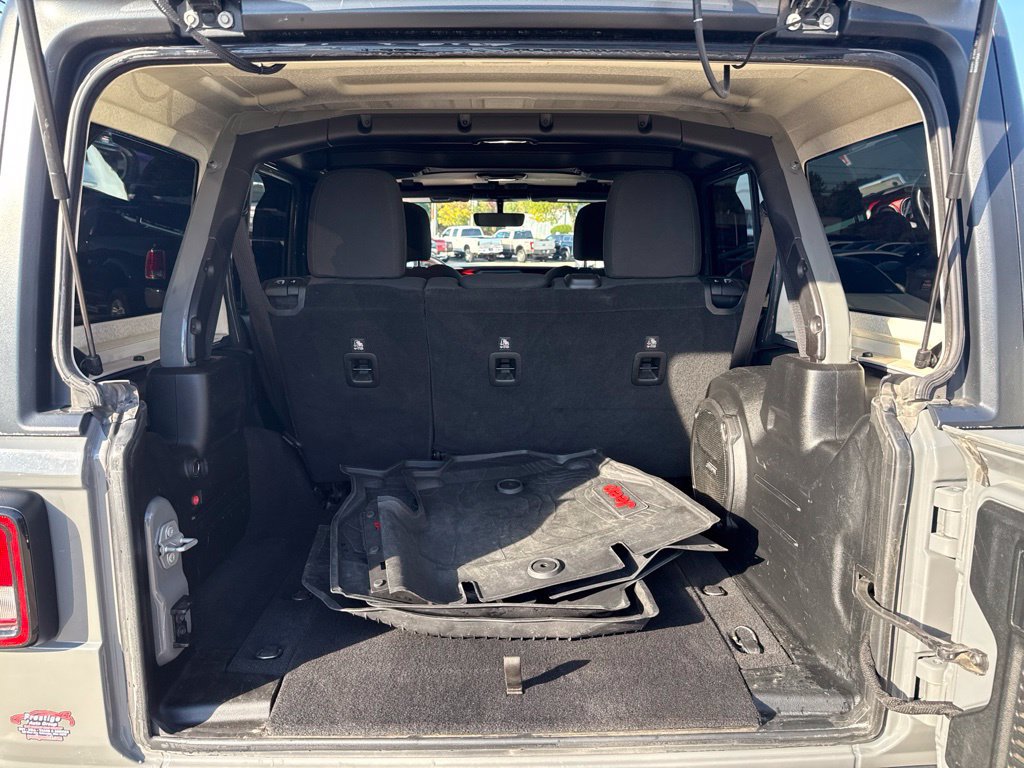 Used 2018 Jeep Wrangler Unlimited Rubicon AWD/4WD image 51