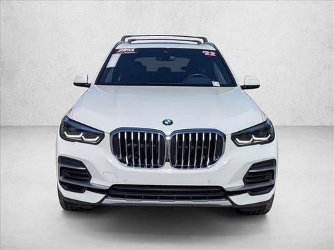 Used 2022 BMW X5 sDrive40i w/ Premium Package RWD image 2