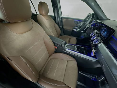 New 2026 Mercedes-Benz GLB 250 image 27