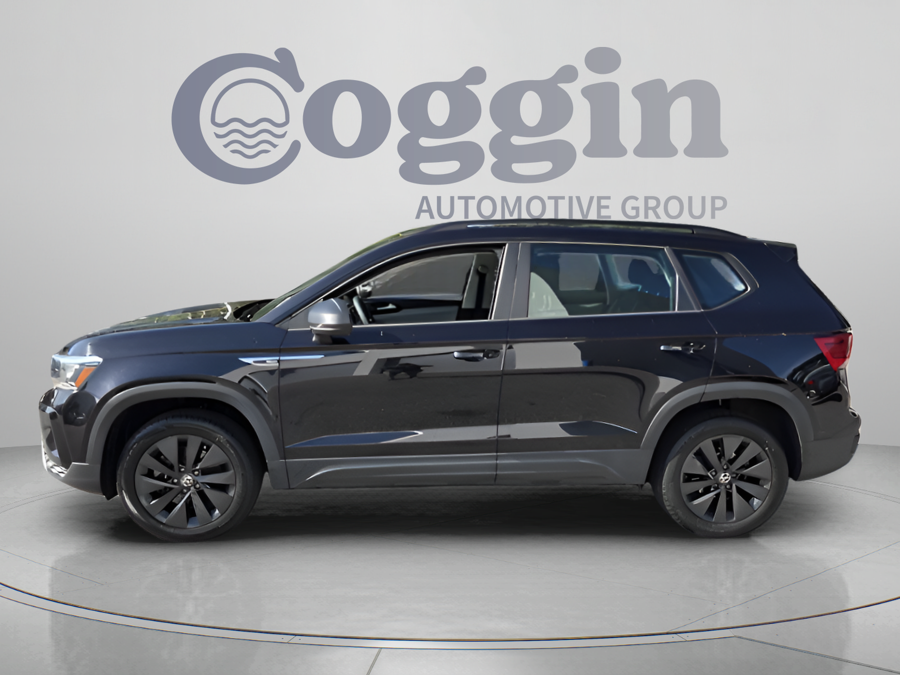 Used 2024 Volkswagen Taos S FWD image 2