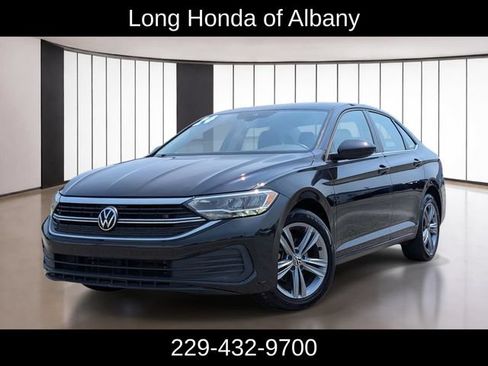 Used 2024 Volkswagen Jetta SE FWD image 1