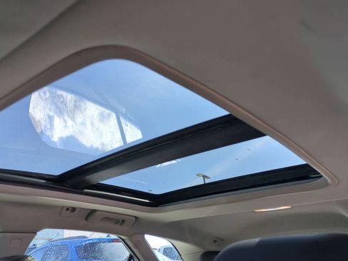 Used 2010 Cadillac CTS Luxury image 19