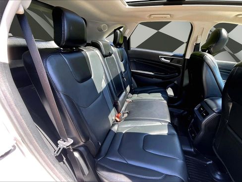 Certified 2019 Ford Edge Titanium w/ Equipment Group 301A FWD image 26