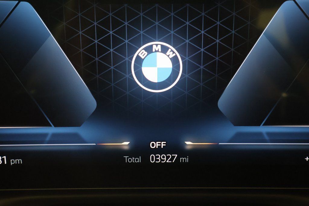 Certified 2026 BMW 330i Sedan w/ Premium Package RWD image 17