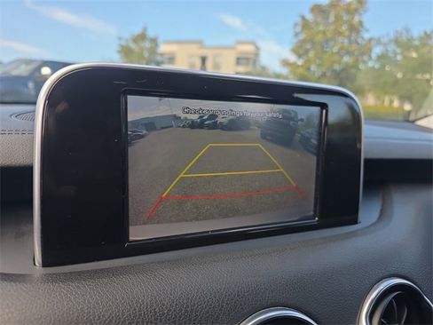 Used 2018 Kia Stinger Base image 21
