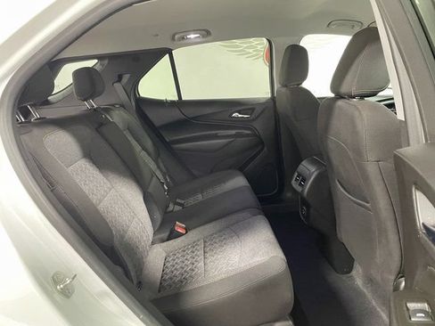 Used 2024 Chevrolet Equinox LT AWD/4WD image 21